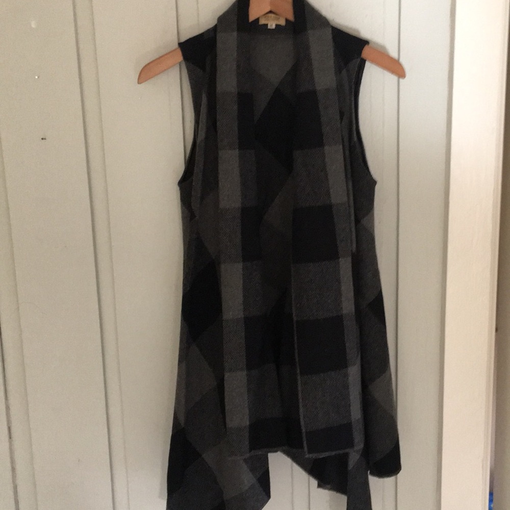 Grey black plaid oversized vest